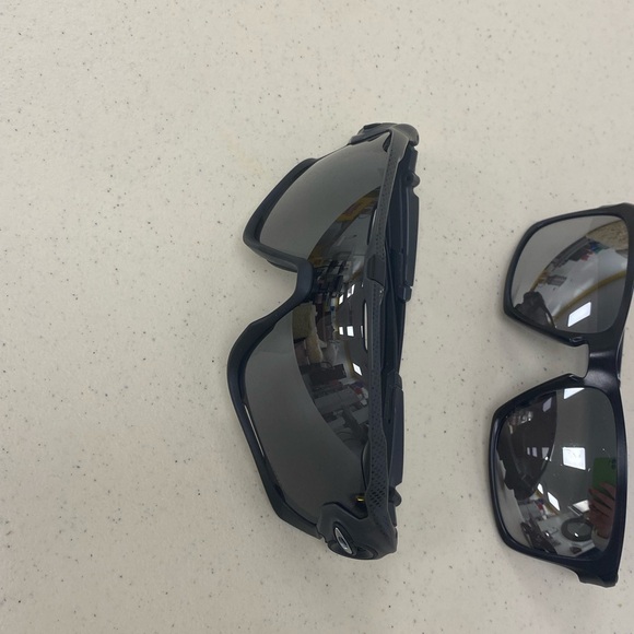 Stylish Sunglasses Collection - Picture 9 of 11